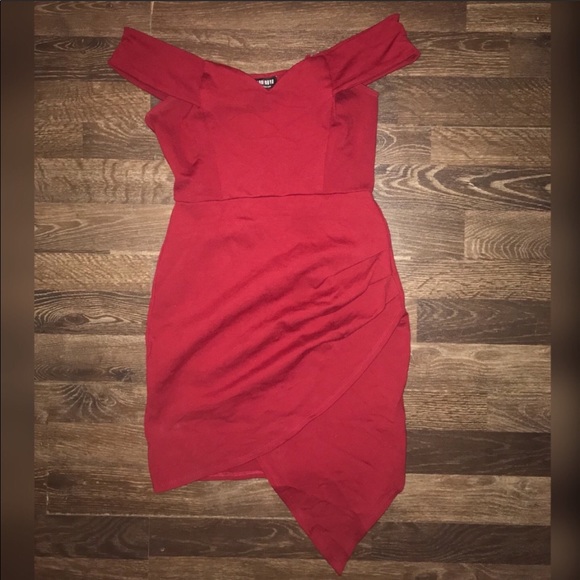 Fashion Nova Dresses & Skirts - ❤️❤️Fashion Nova Red dress